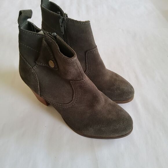 New Diba Suede Leather Women's Gray Ankle Boots Booties Size 6 - Picture 5 of 9